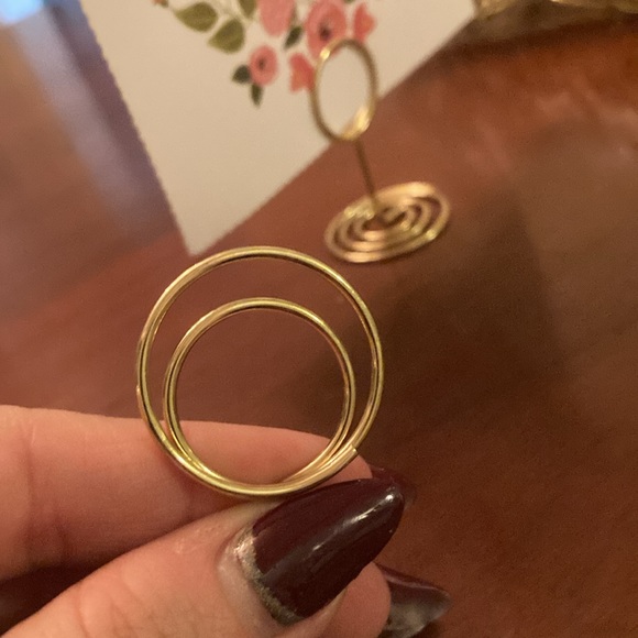 24 Gold Metal Wedding Party Place Card Holders - Picture 4 of 5